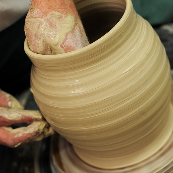 pottery throwing course