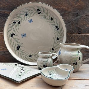 Alternative view of Tuscan Olive Sectioned Dip Pot